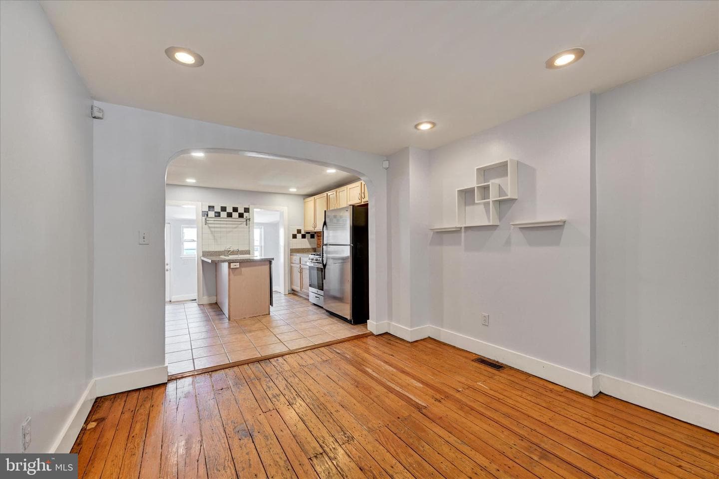 1610 Marshall Street photo 6