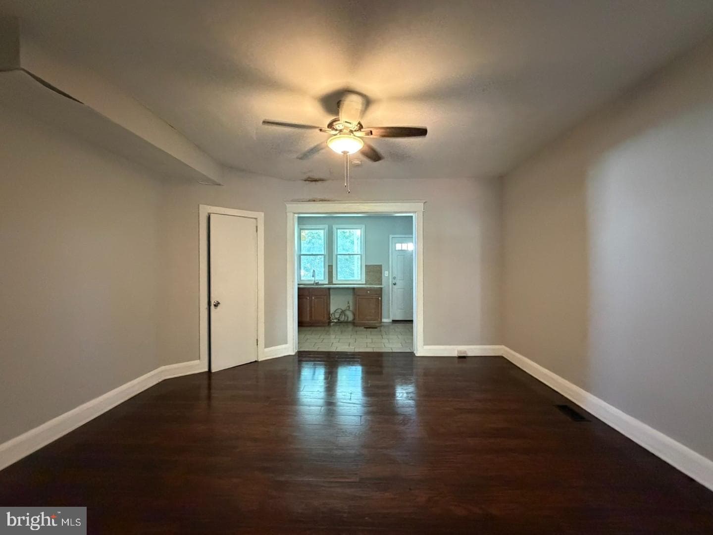 65 N Monastery Avenue photo 4