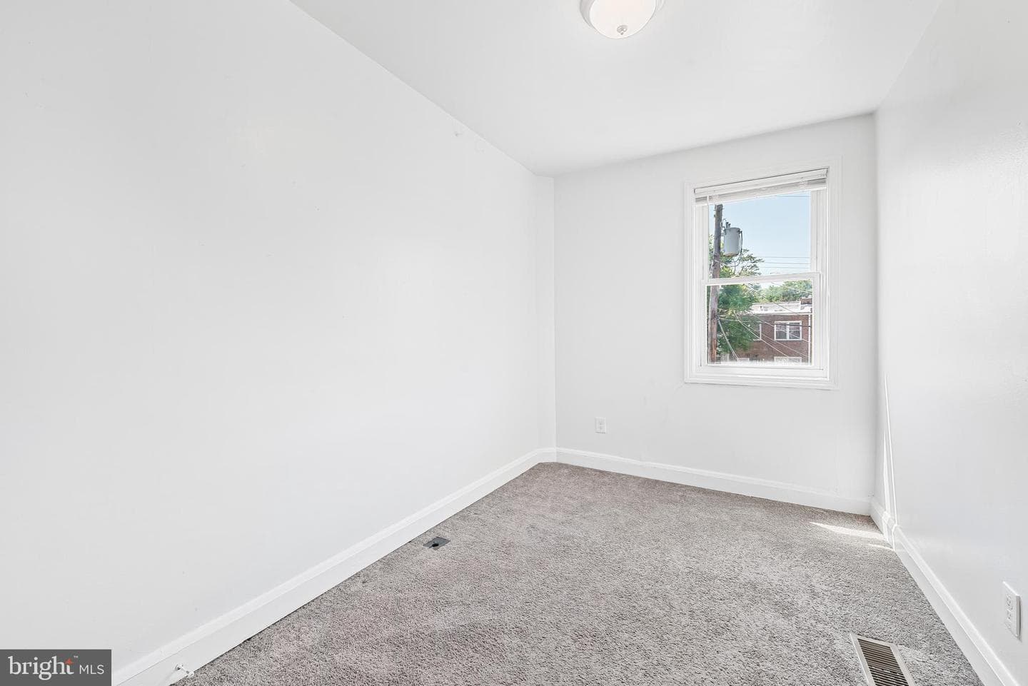 4213 Rokeby Road photo 17