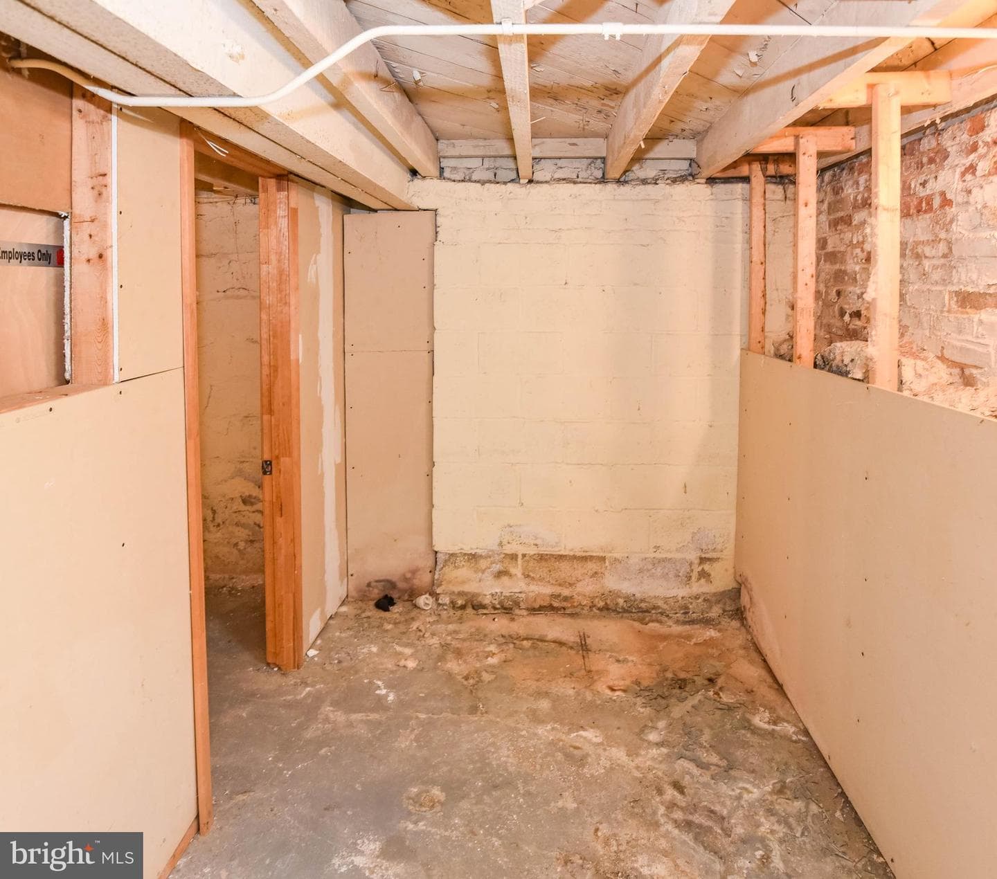 2431 E Oliver Street photo 65