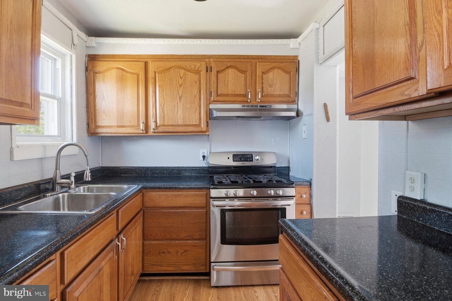 3203 Glen Ave photo 17