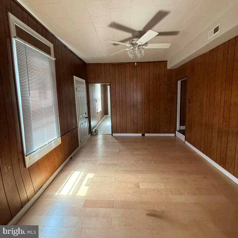 2360 Washington Boulevard photo 5