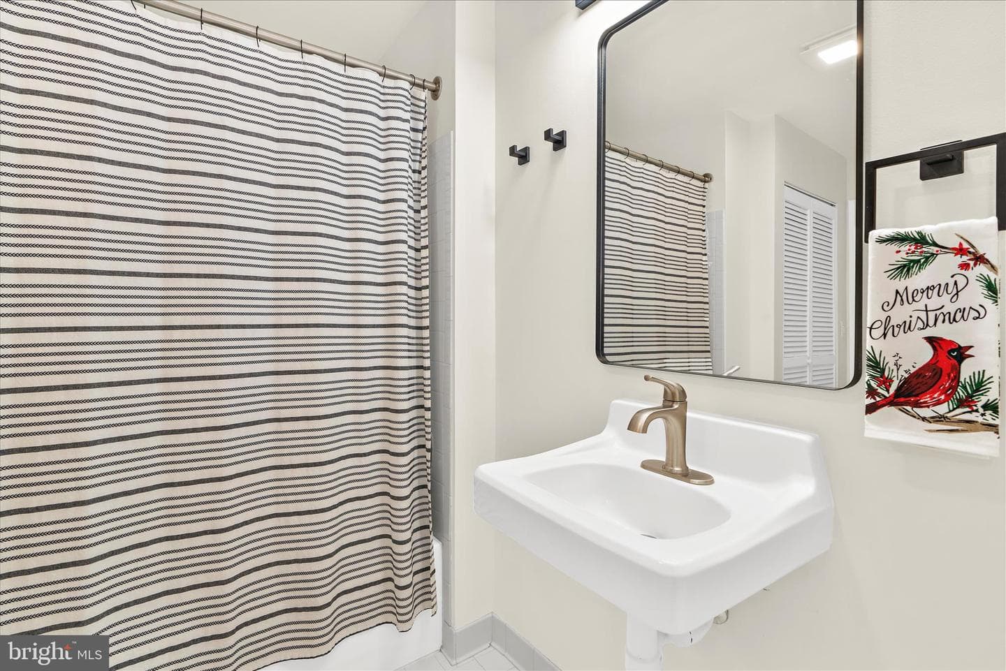 23 Pierside Drive #219 photo 13