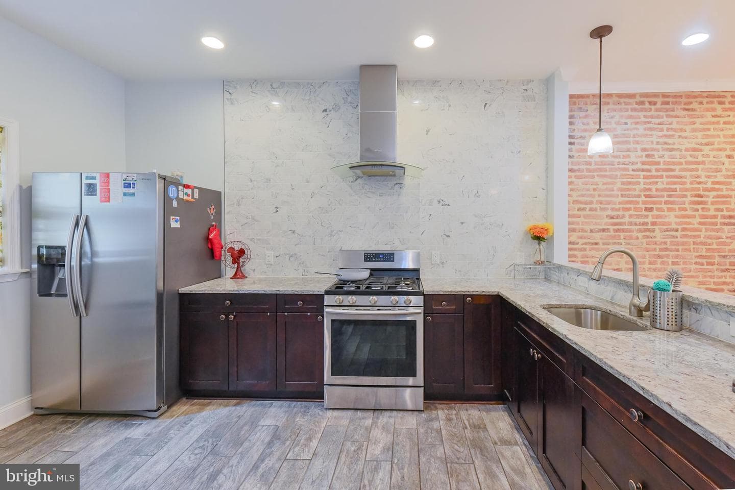 1436 N Bond Street photo 8