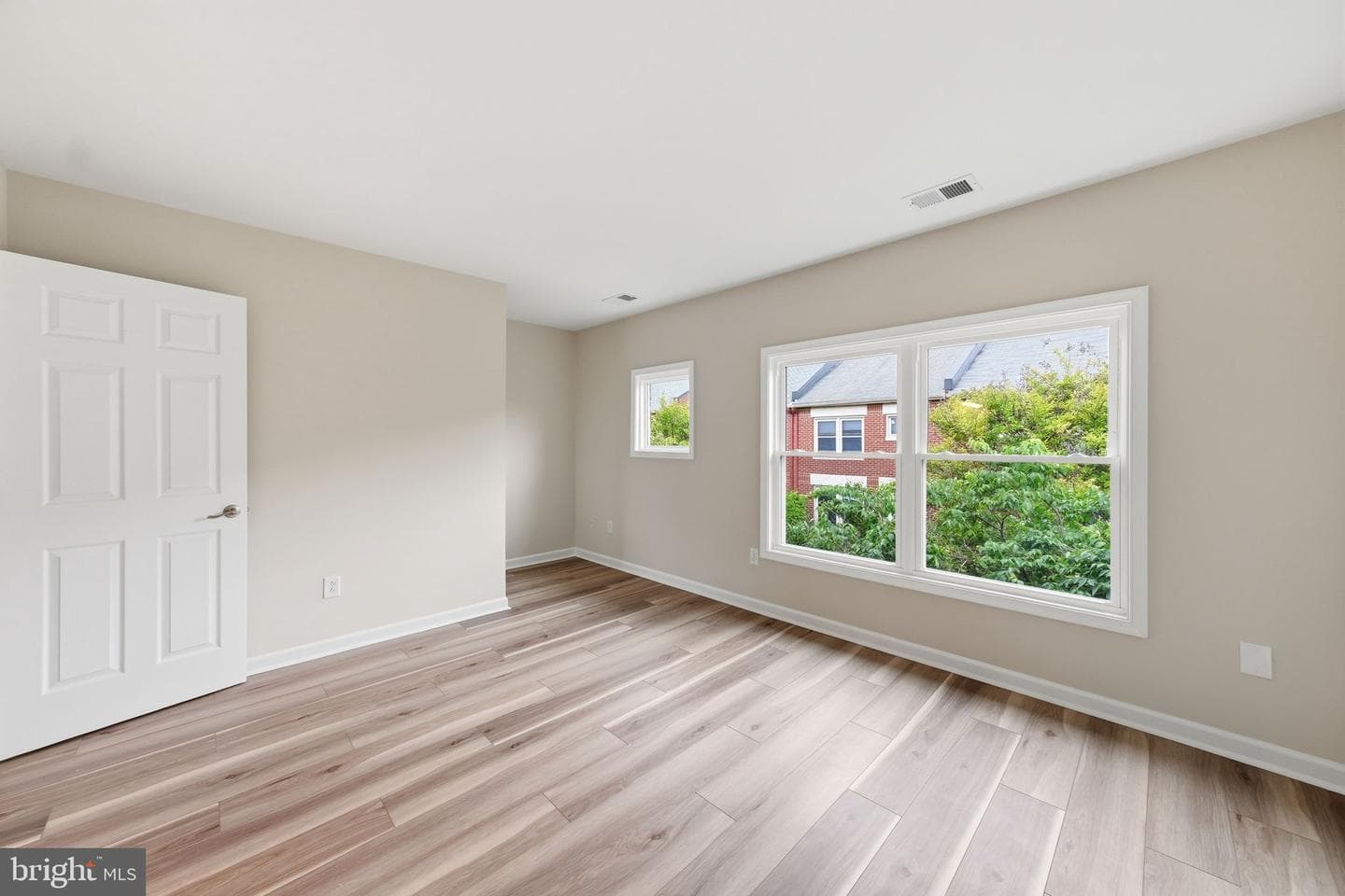 207 Roundhouse Court photo 10
