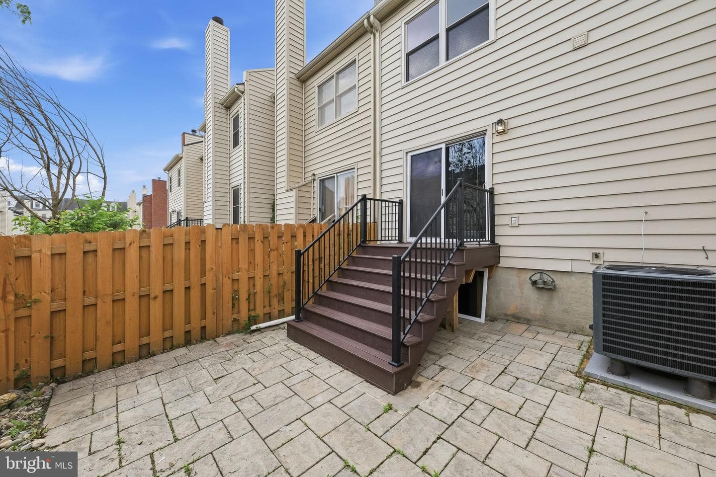 207 Roundhouse Court photo 21