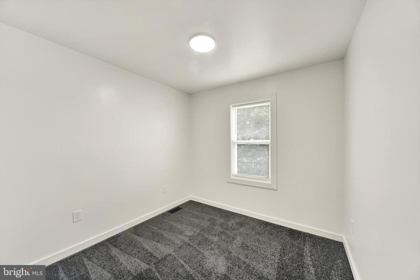 3226 Lyndale Avenue photo 23