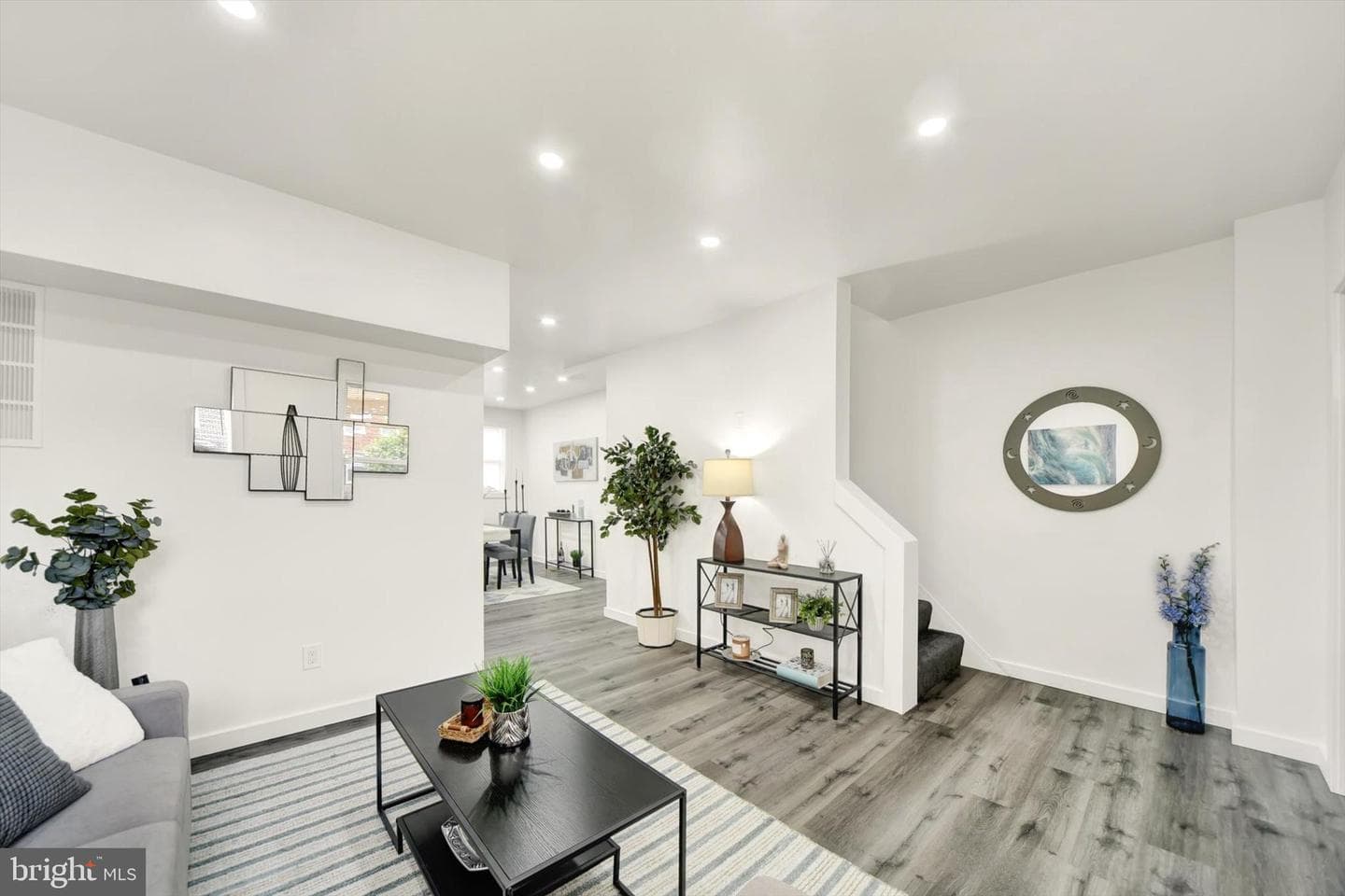 3226 Lyndale Avenue photo 4