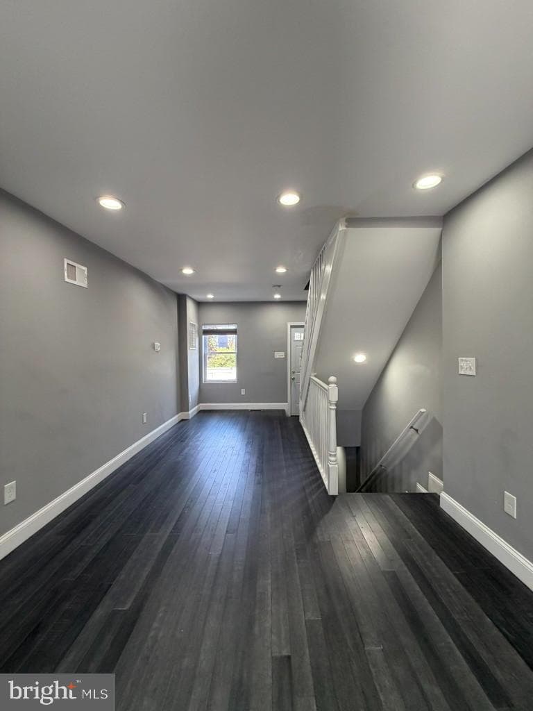 1607 Race Street photo 5