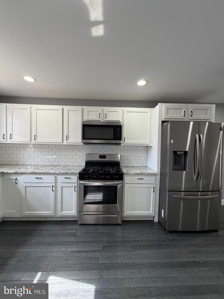 1607 Race Street photo 9