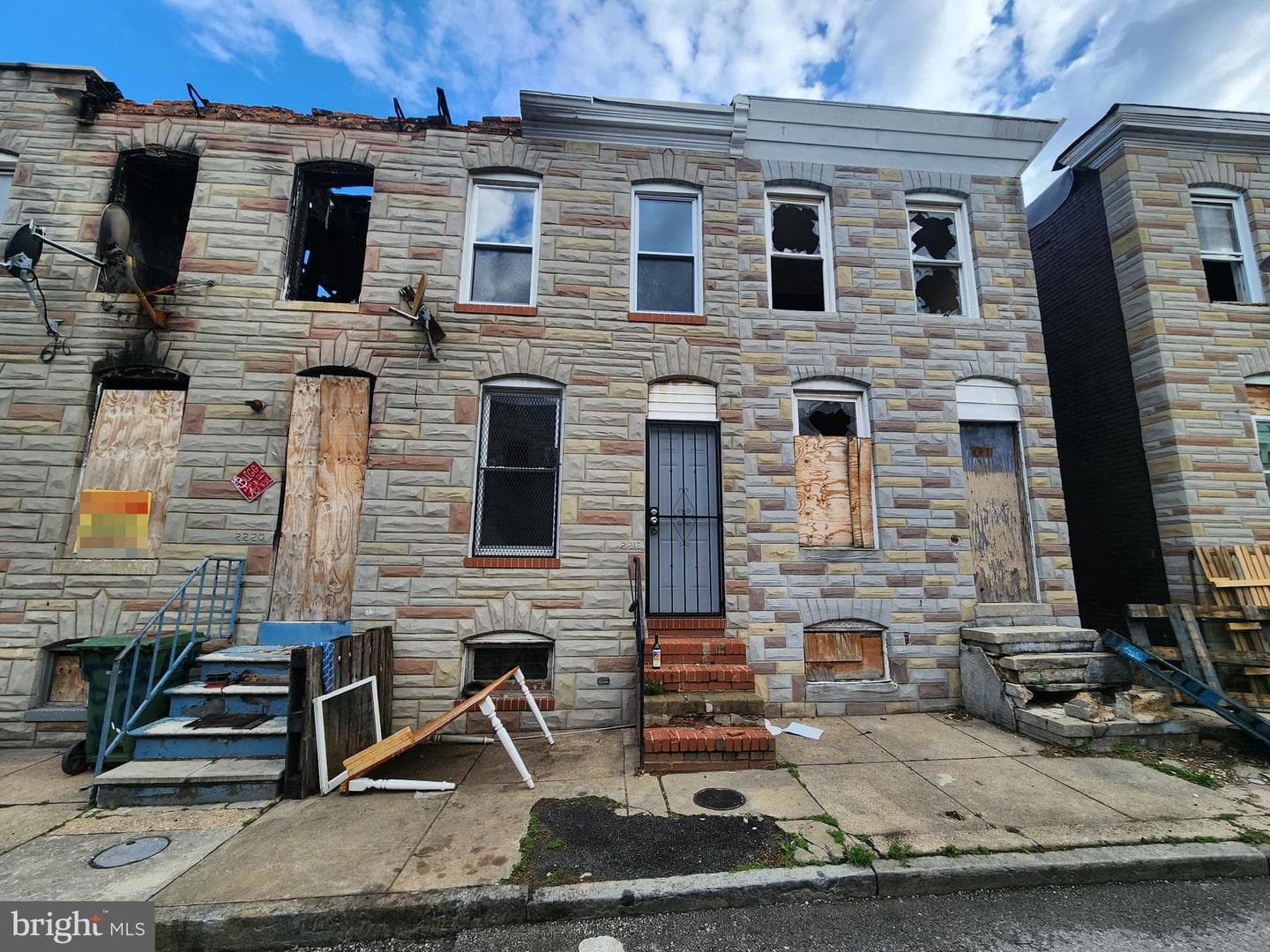 2218 Christian Street photo 1