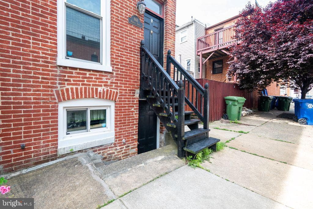 601 Harvey Street photo 19