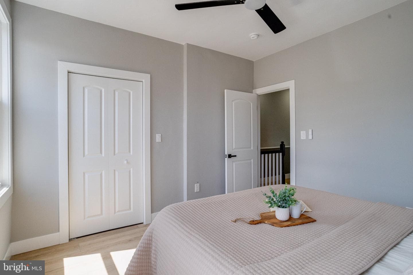 2842 Mayfield Avenue photo 25