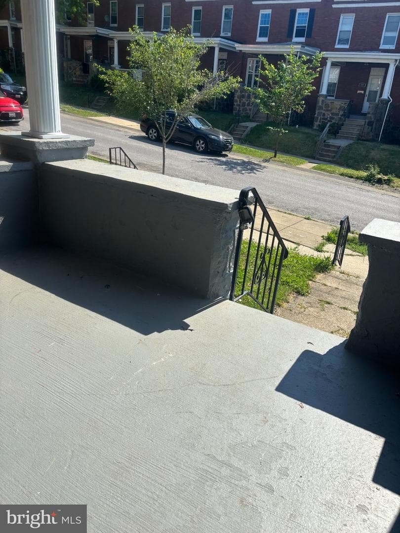 332 Marydell Road photo 2