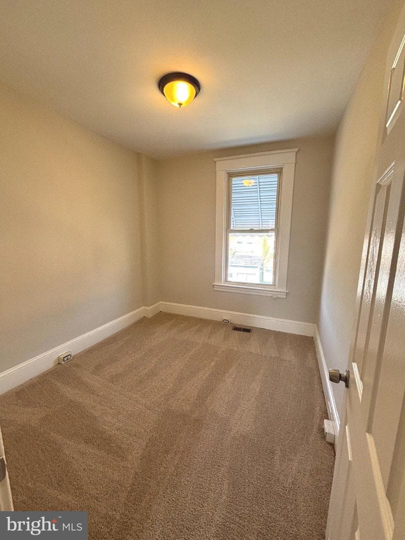 332 Marydell Road photo 7