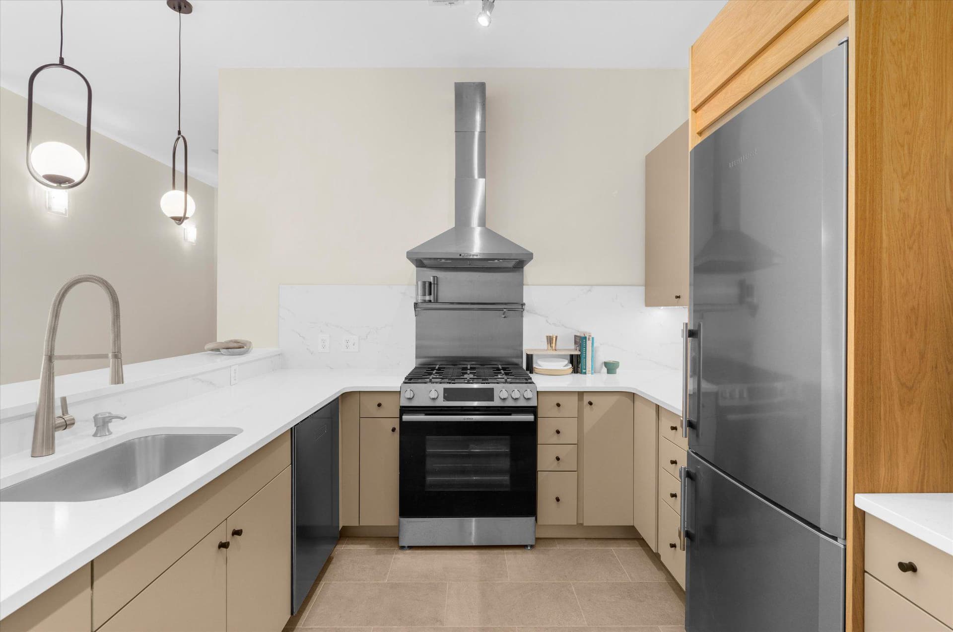 1209 N Charles Street #114 photo 10