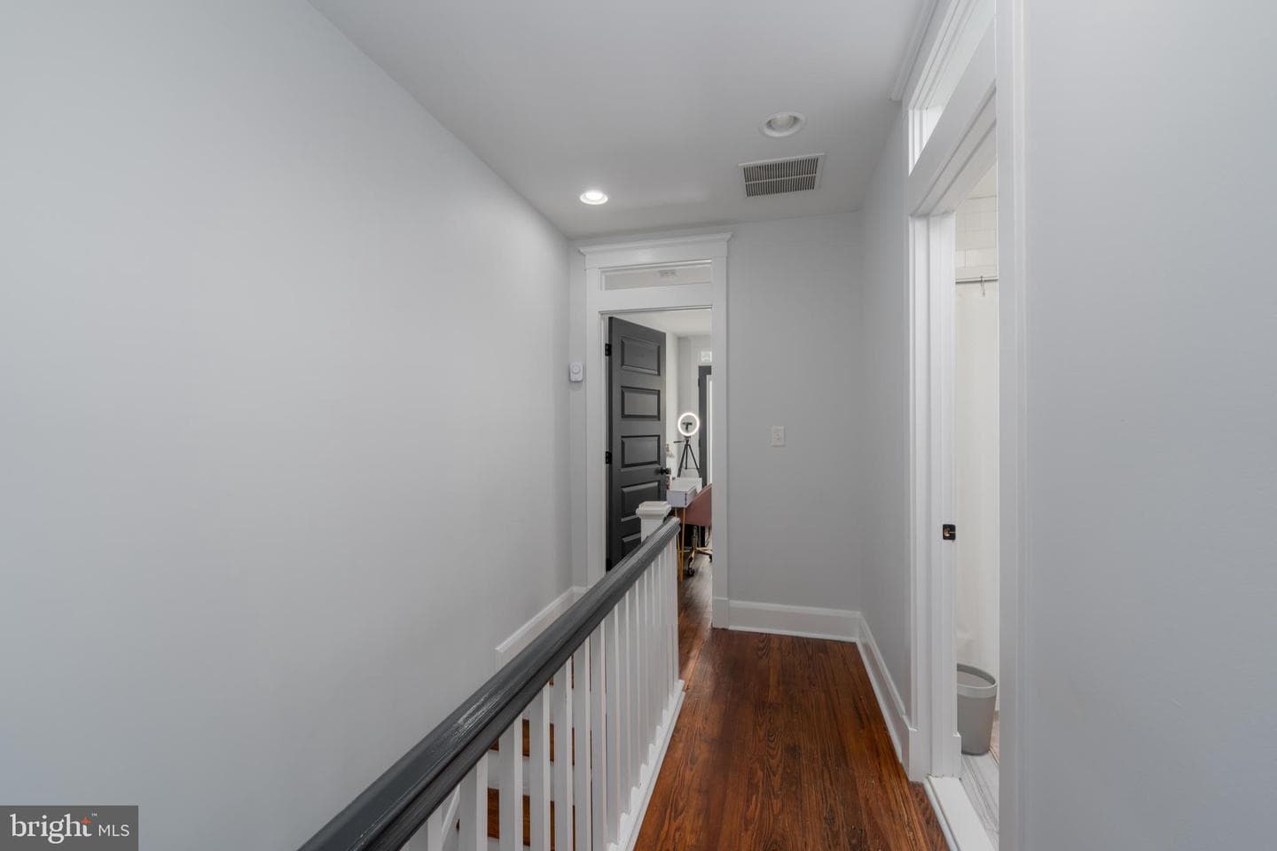 606 S Eaton Street photo 9