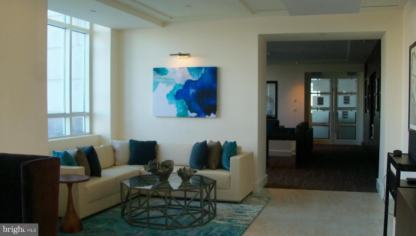 100 Harborview Drive #1509 photo 5