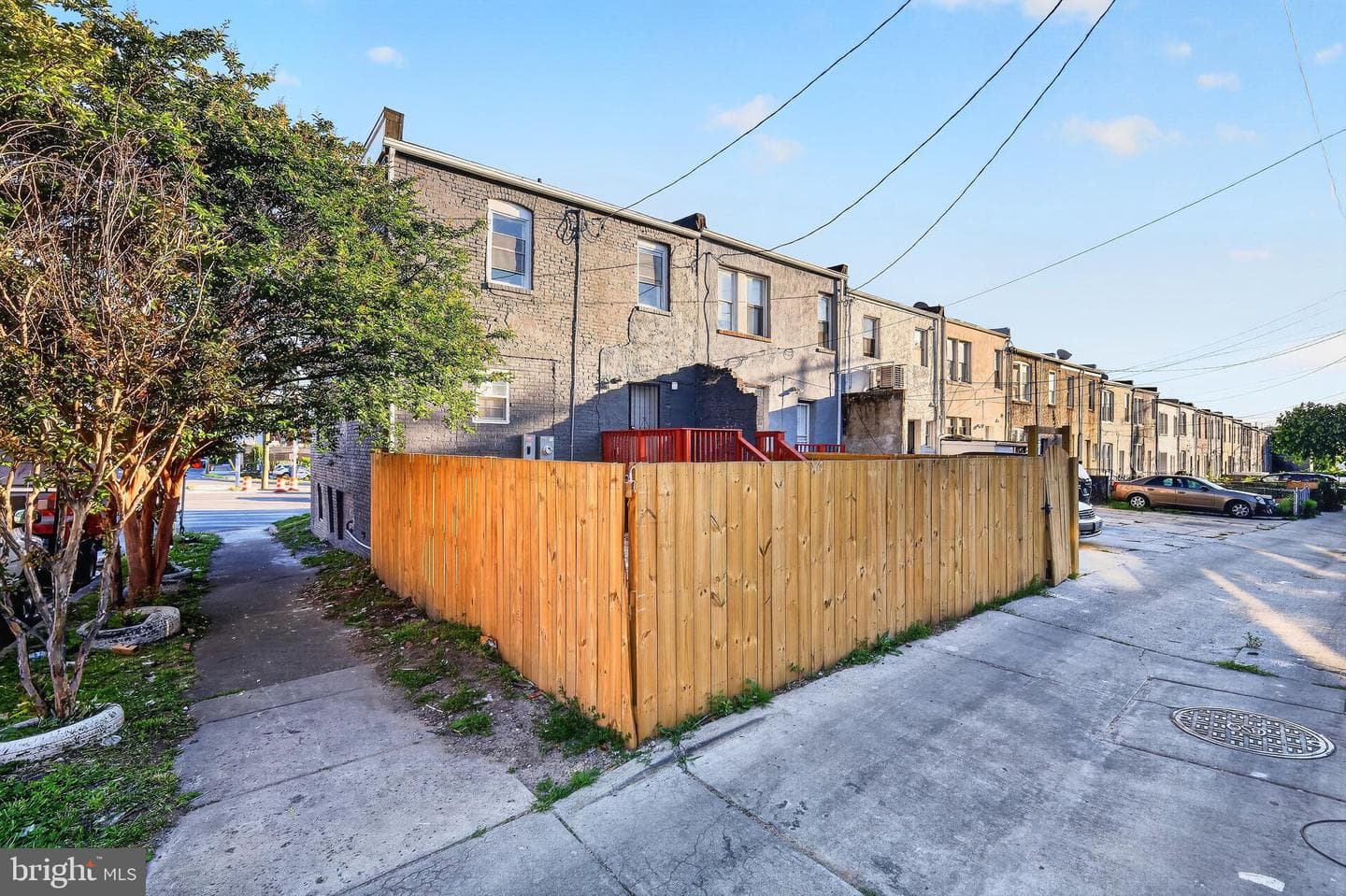 2500 W Franklin Street photo 38