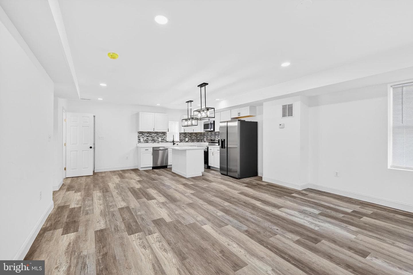2500 W Franklin Street photo 5