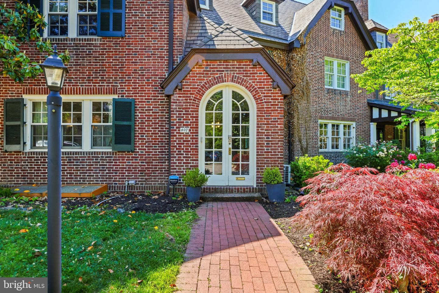407 Bretton Place photo 12