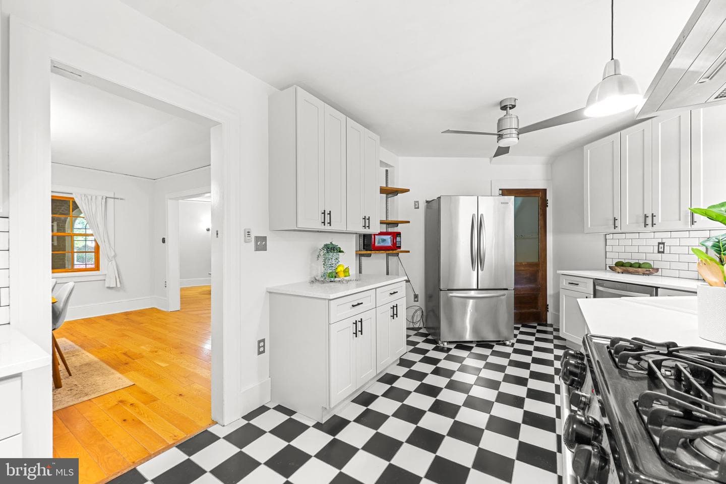 407 Bretton Place photo 17
