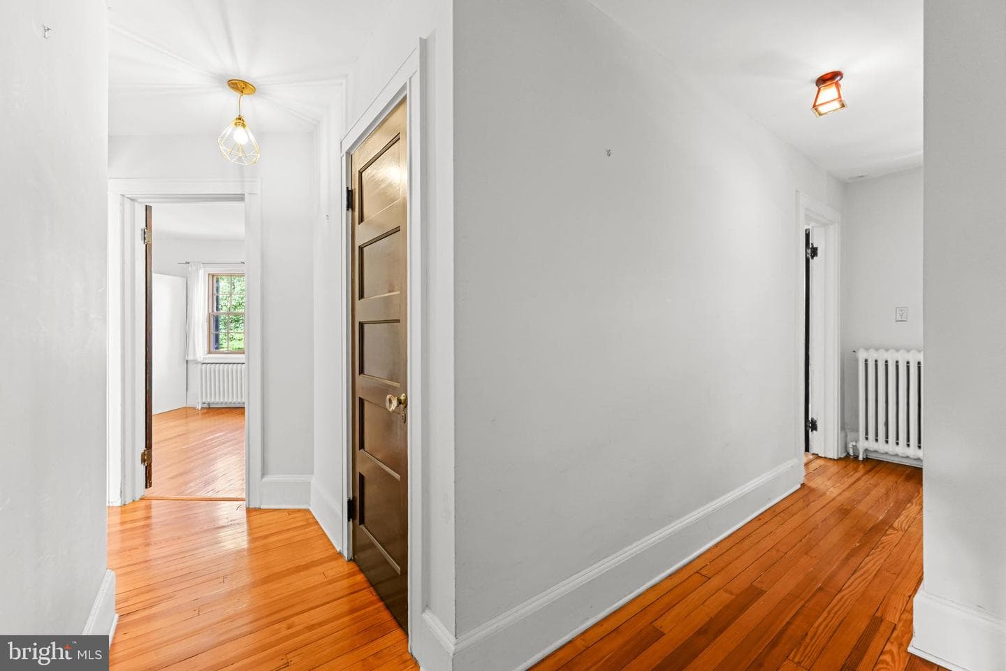 407 Bretton Place photo 38