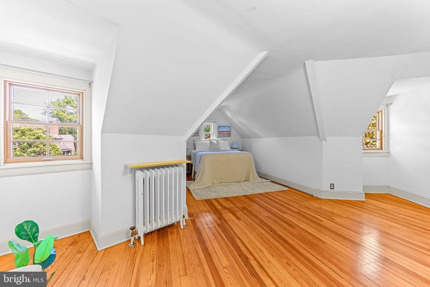 407 Bretton Place photo 44