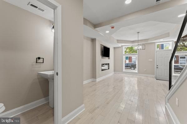2528 Ashland Avenue photo 21
