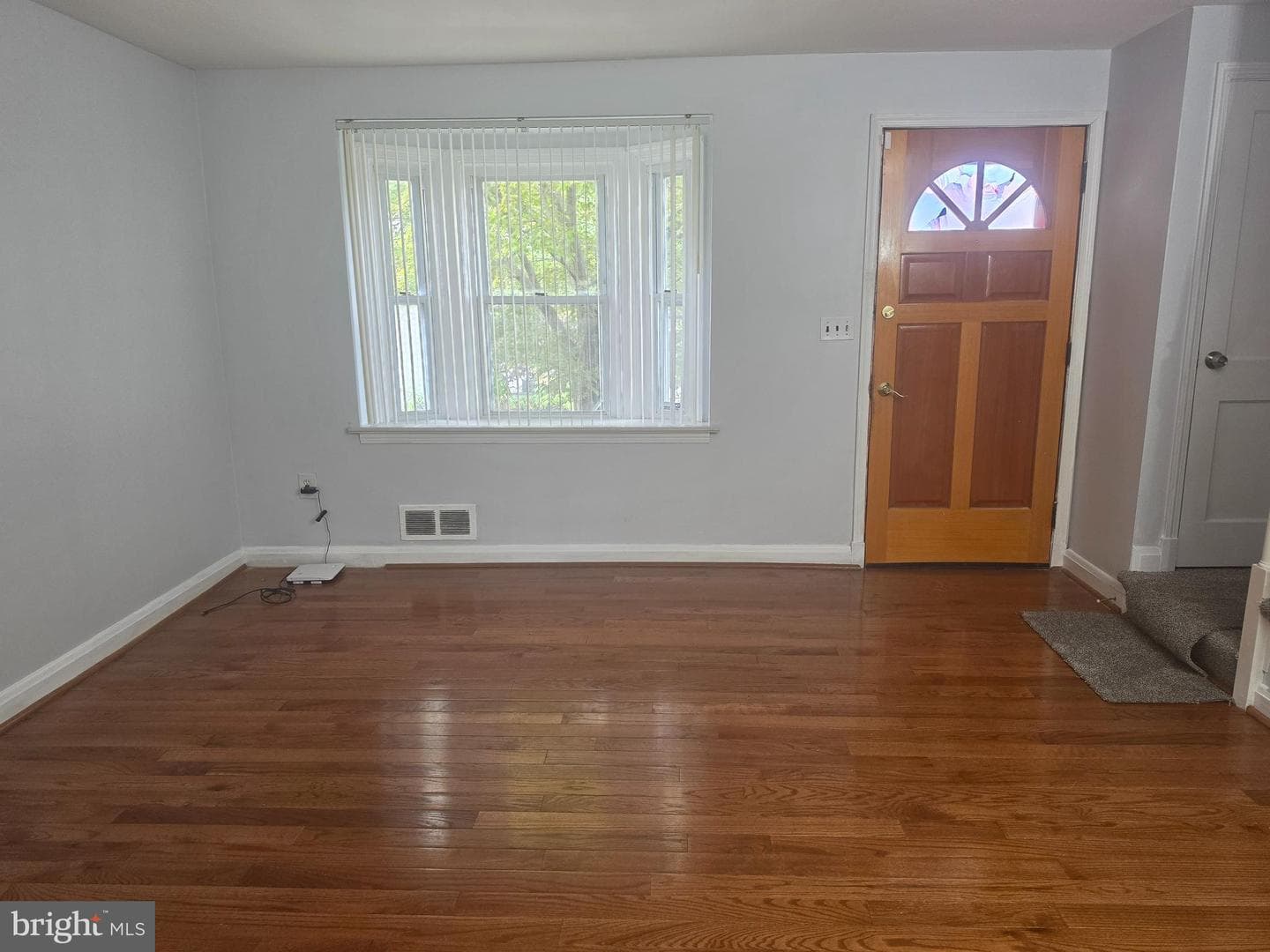 1235 Limit Avenue photo 3
