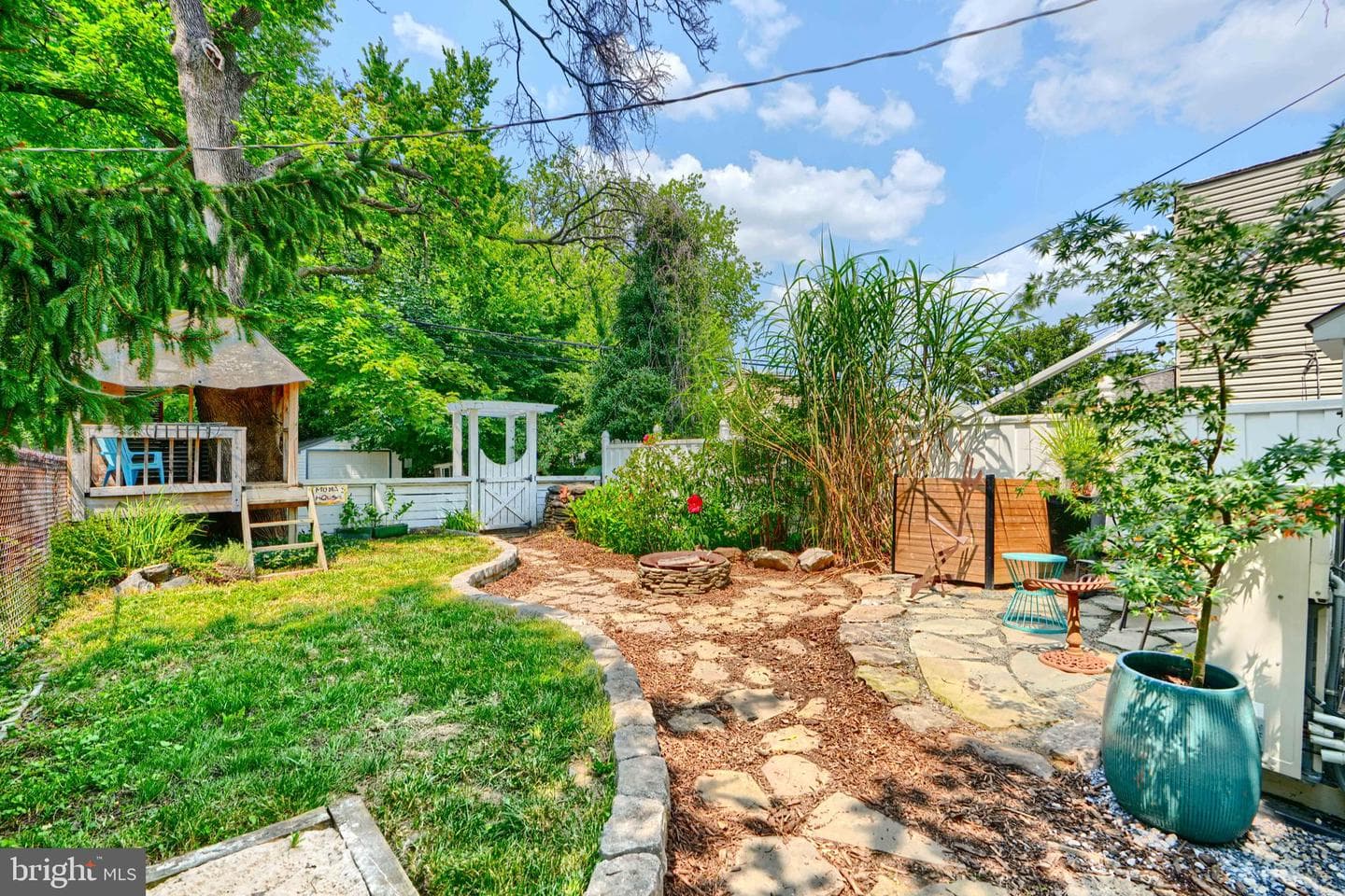 1330 Morling Avenue W photo 51