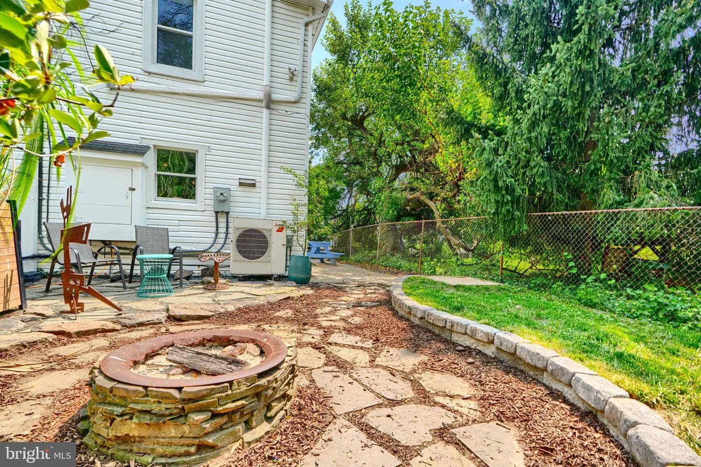 1330 Morling Avenue W photo 54