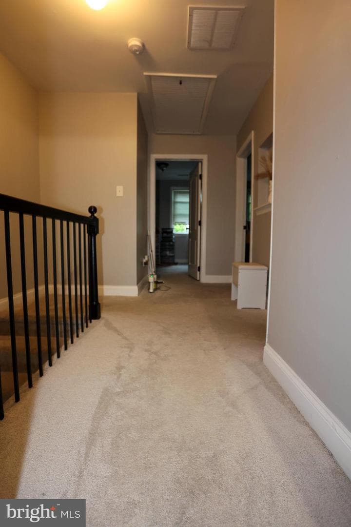 910 Dartmouth Road photo 17