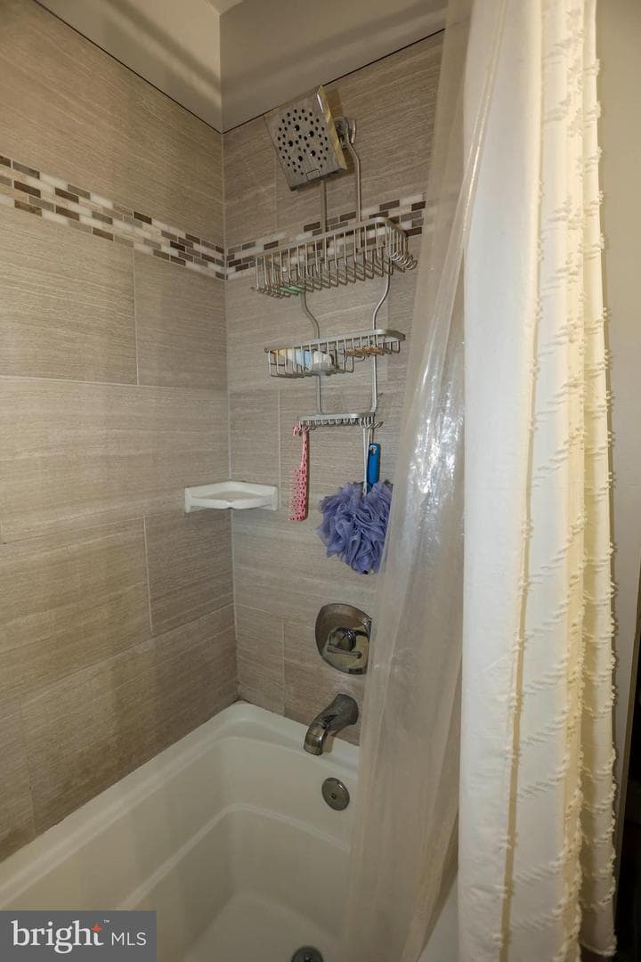 910 Dartmouth Road photo 25