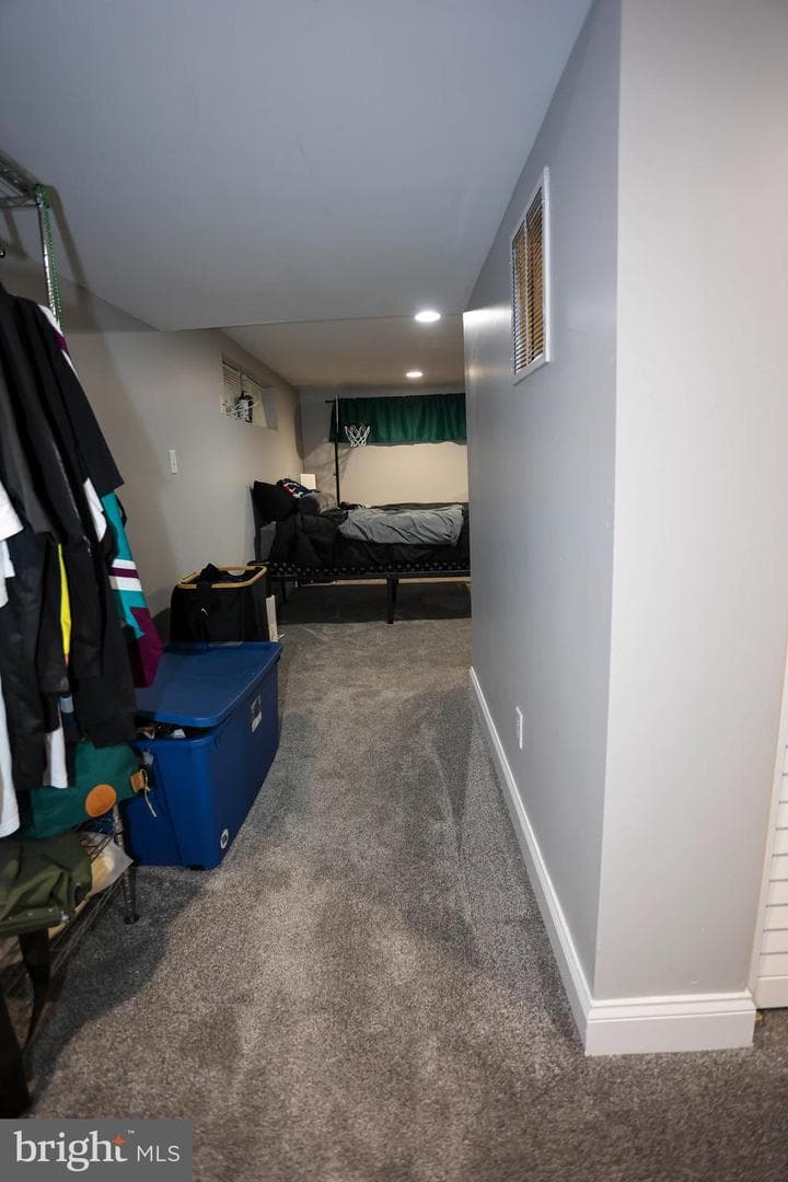 910 Dartmouth Road photo 42