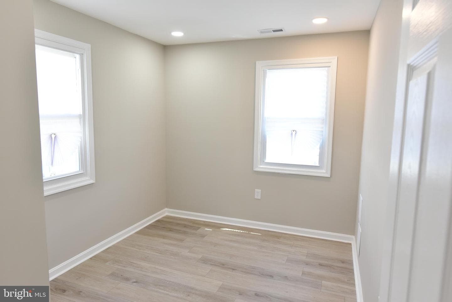 5808 Highgate Dr photo 35