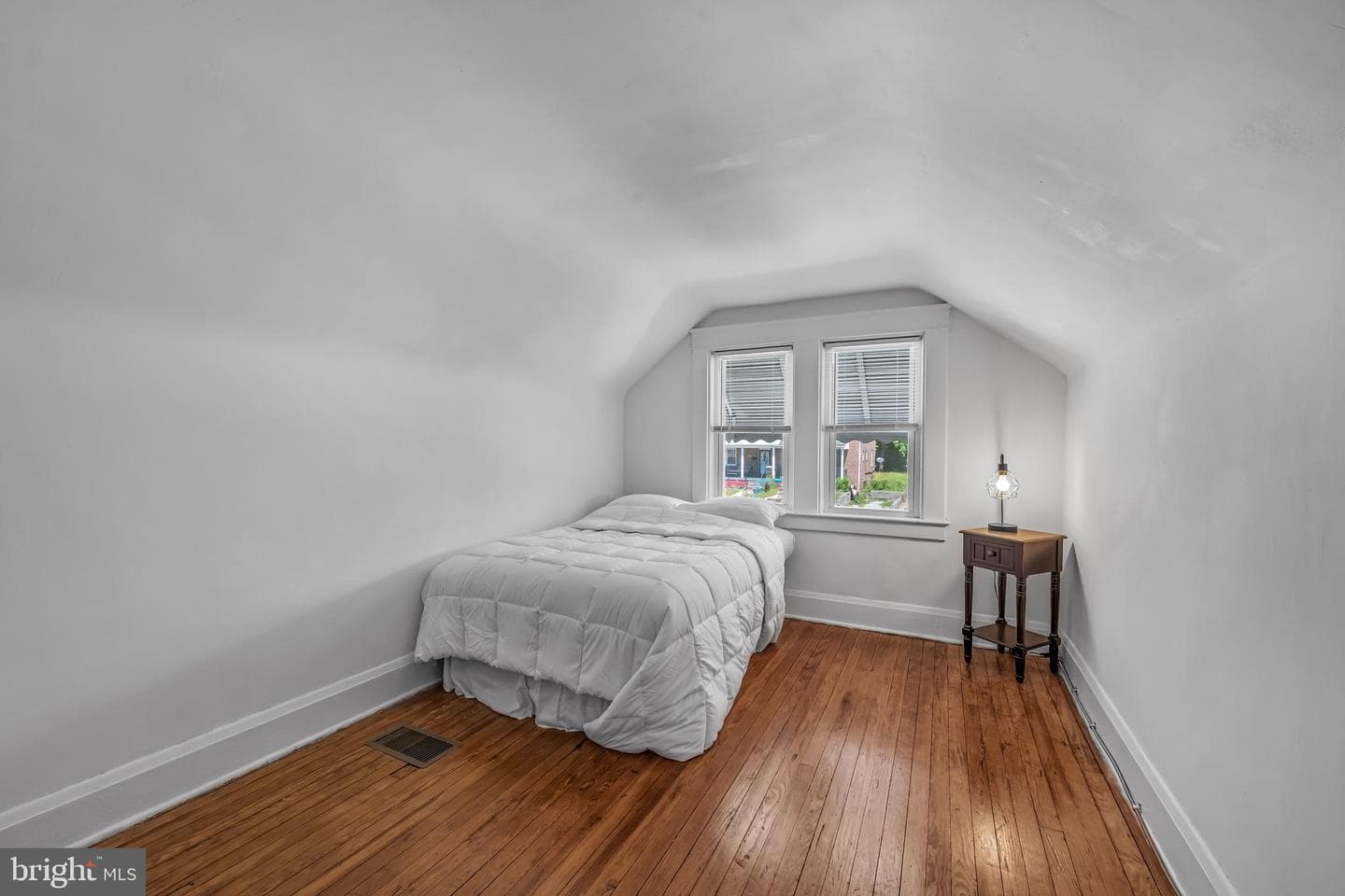 2505 Oakley Avenue photo 25