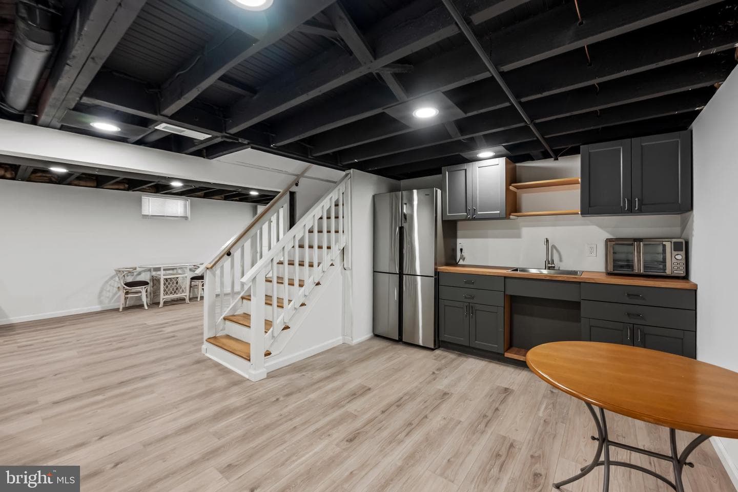 2505 Oakley Avenue photo 32