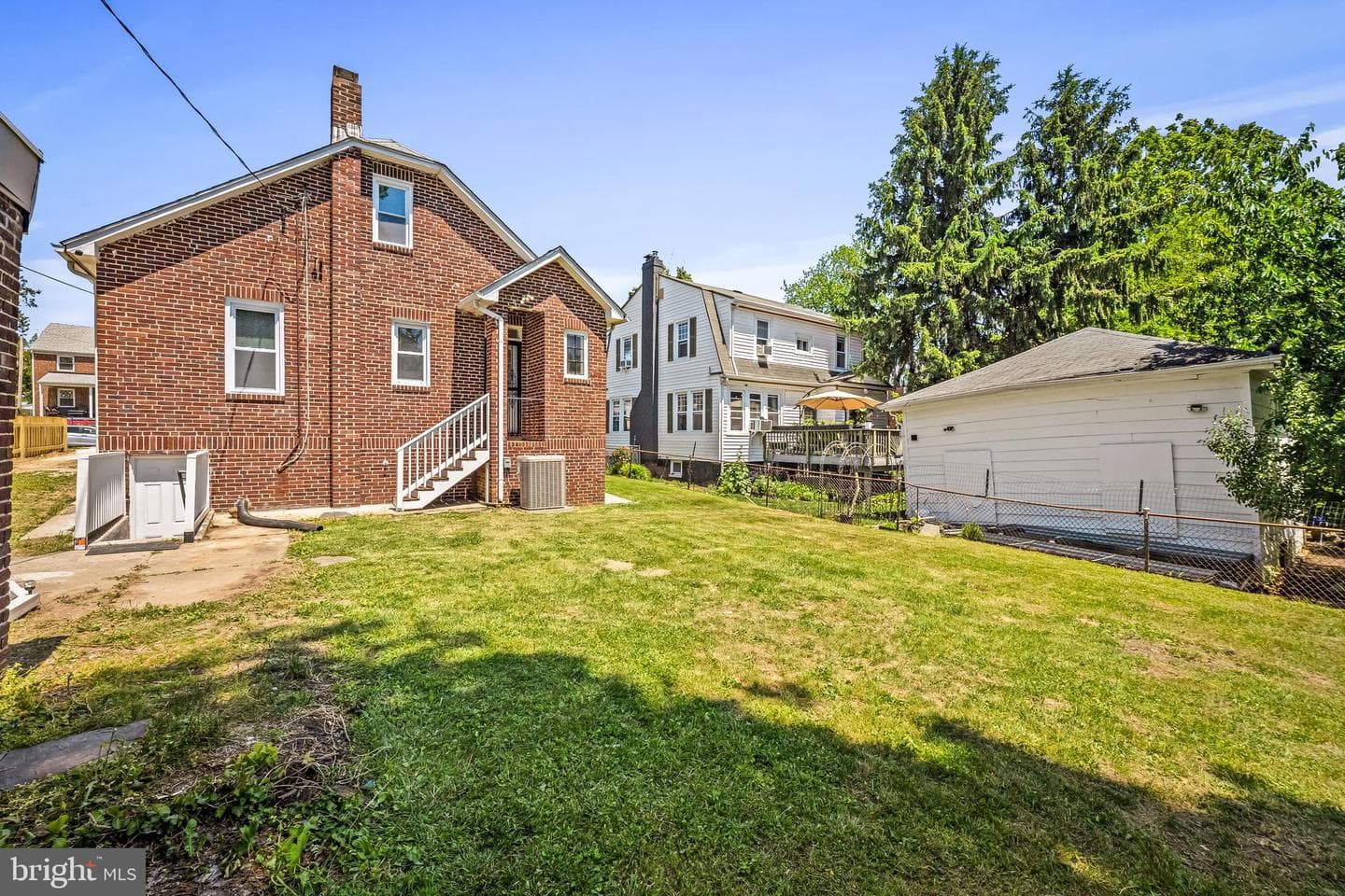 2505 Oakley Avenue photo 41