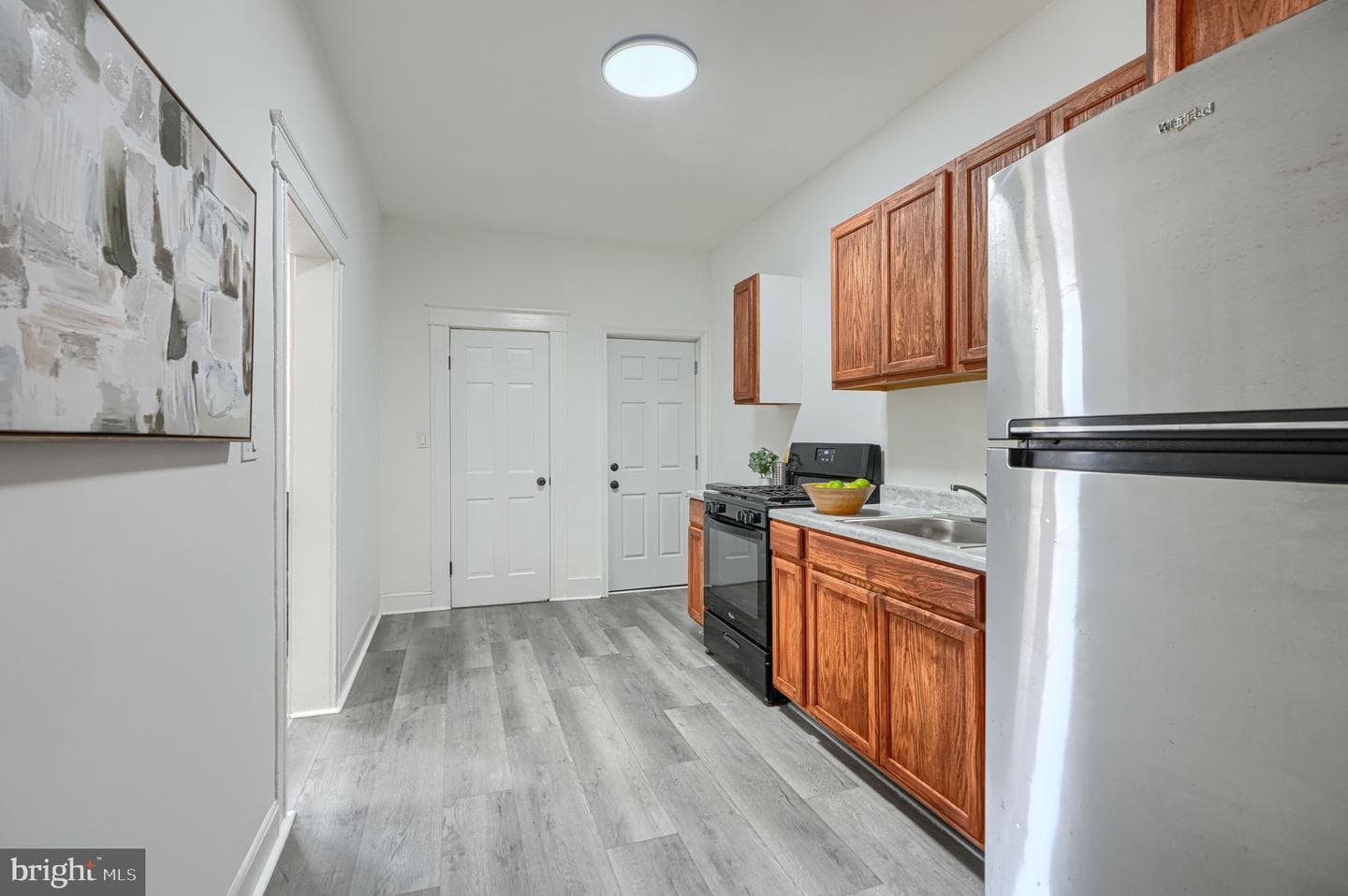 1627 E 32nd Street photo 17