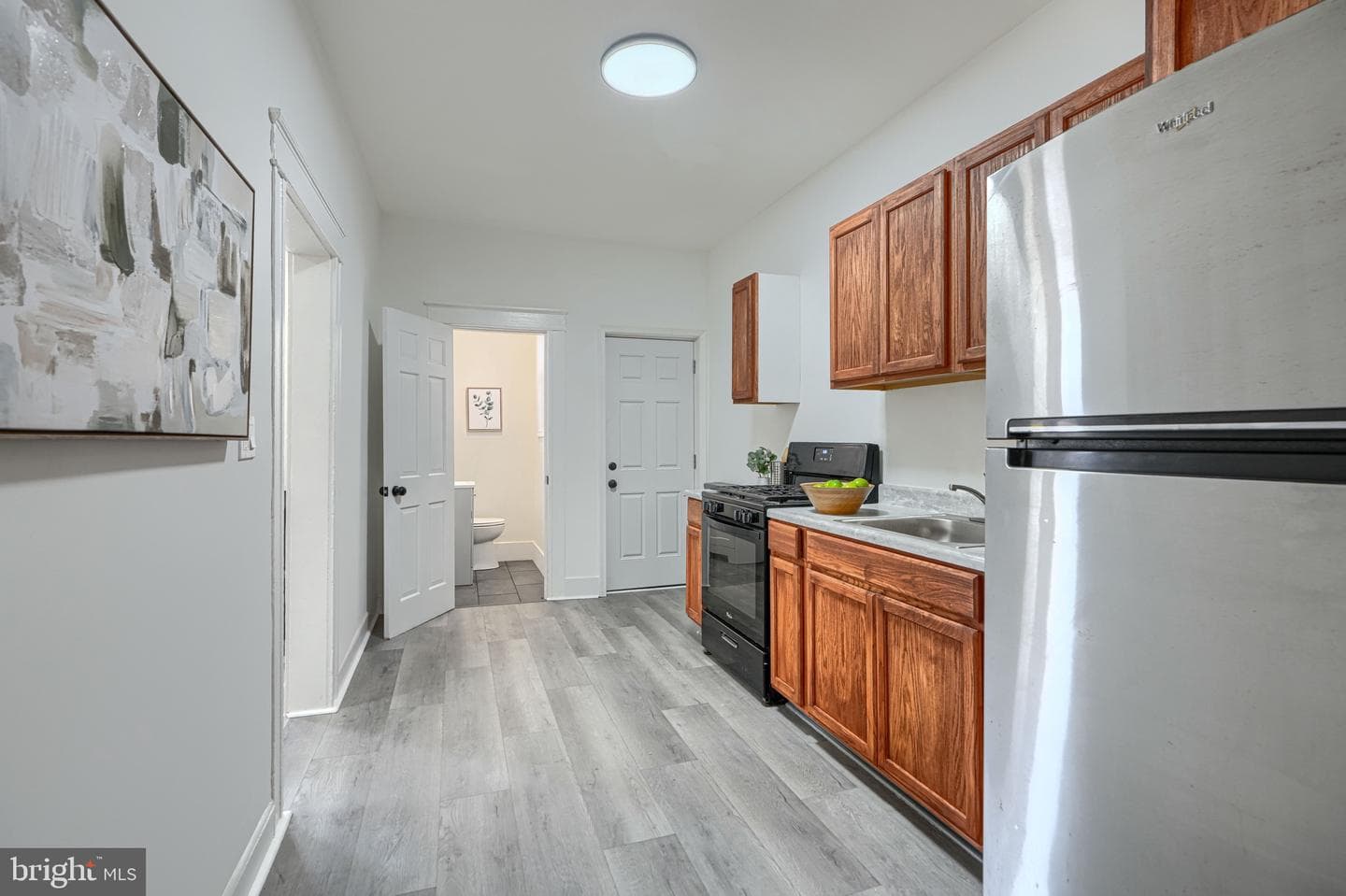 1627 E 32nd Street photo 18