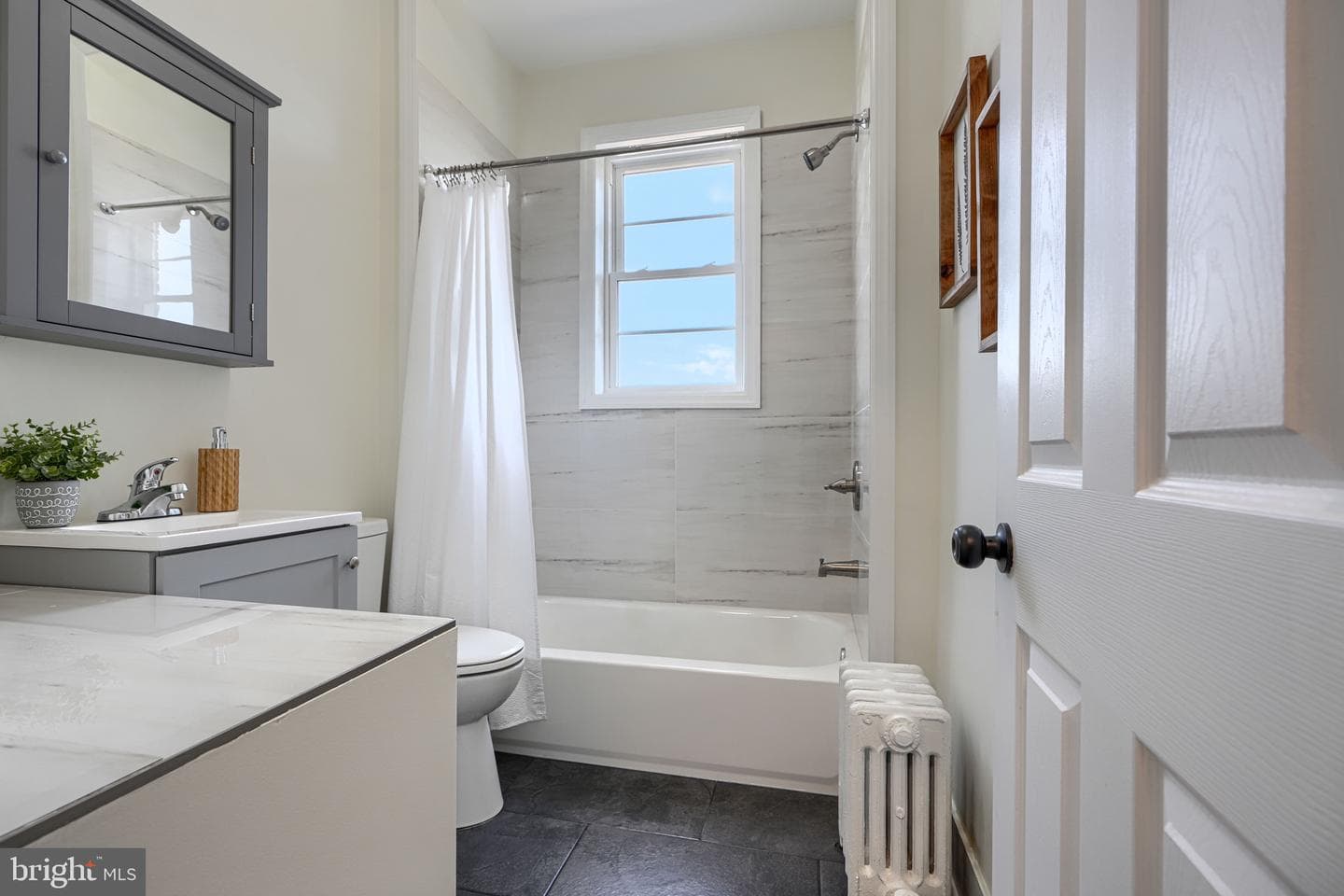 1627 E 32nd Street photo 32