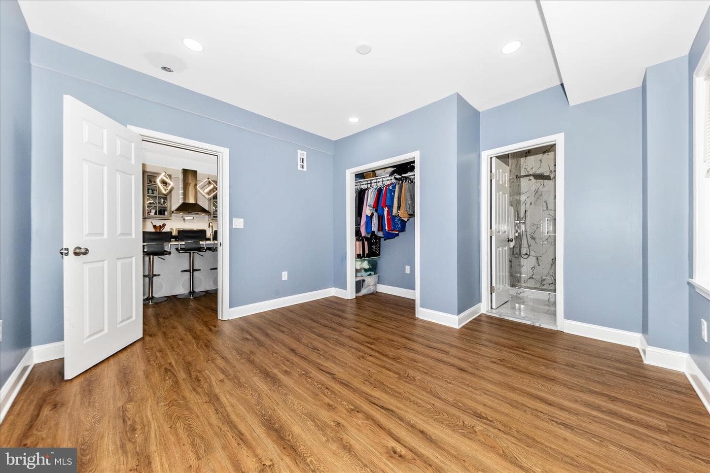 3606 W Rogers Avenue photo 17