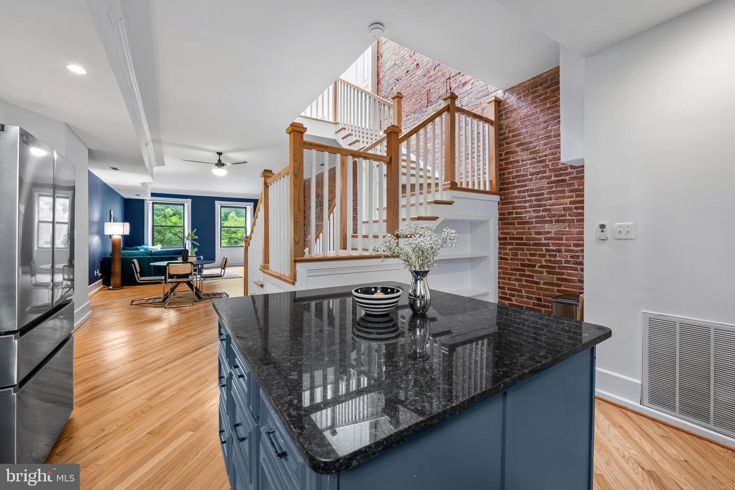 2024 Park Avenue photo 36