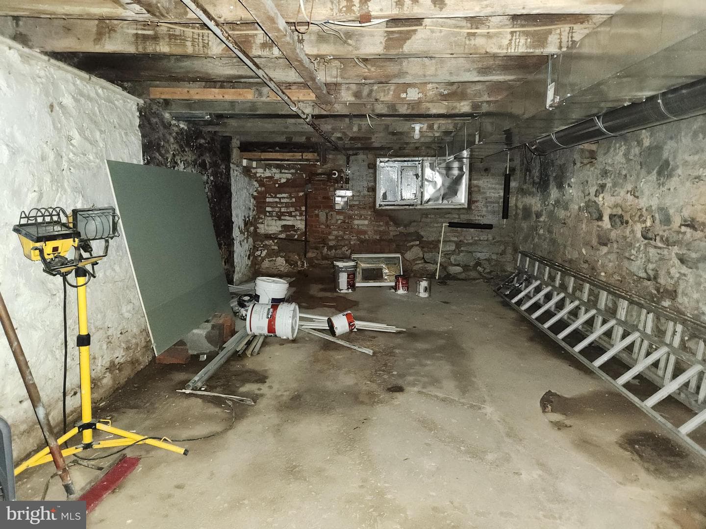 2557 W Baltimore Street photo 22
