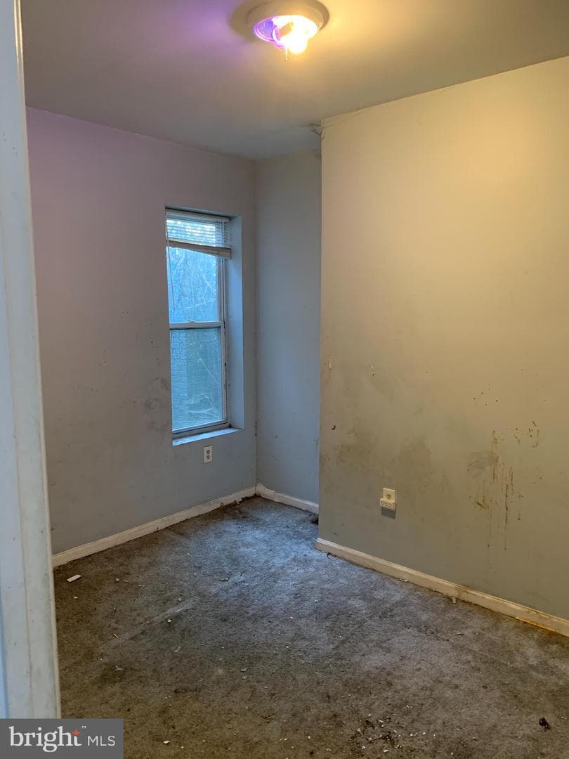 2511 W Baltimore Street photo 11