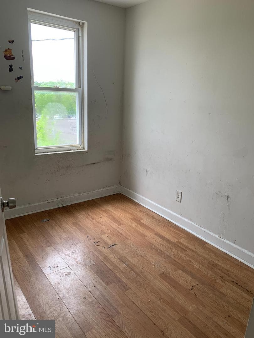 542 Brunswick Street photo 7