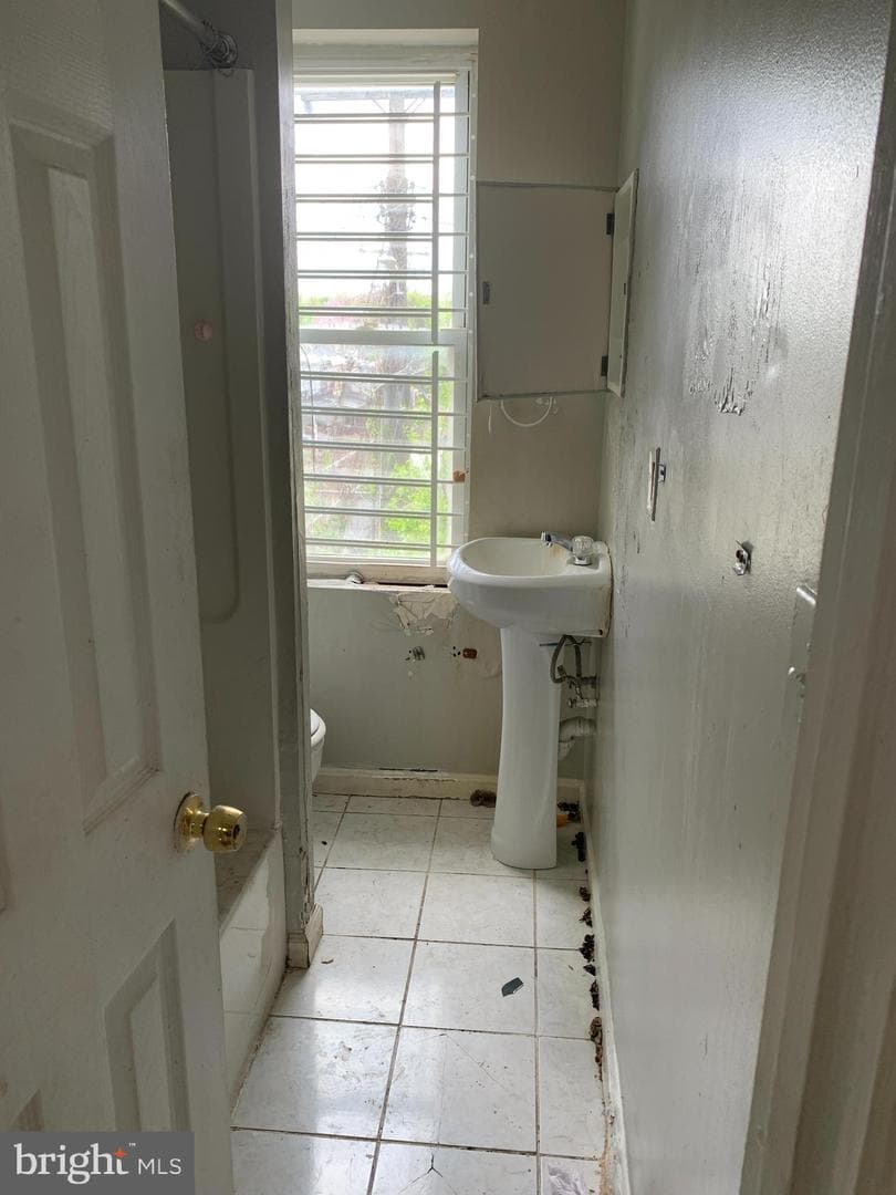 542 Brunswick Street photo 8