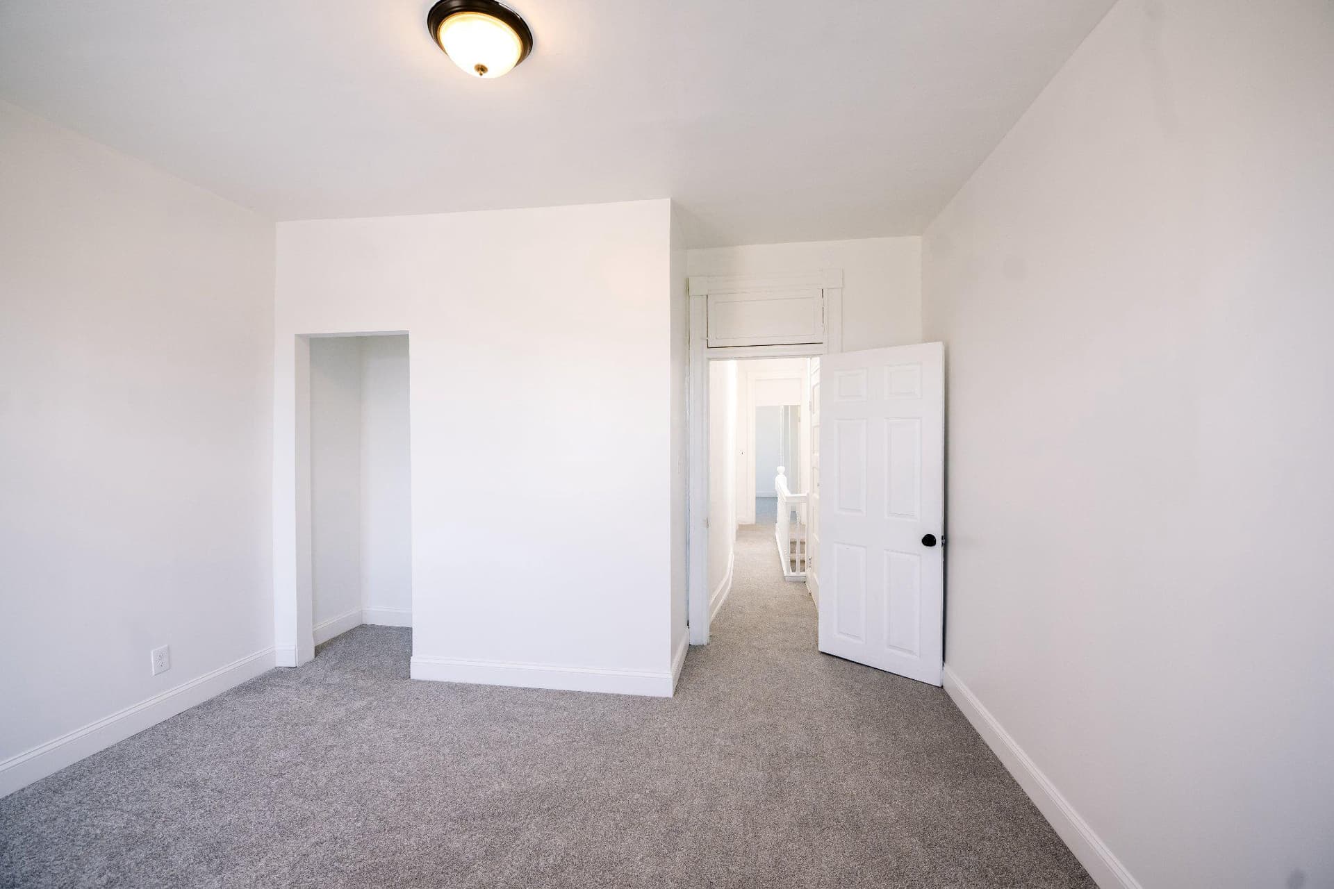 3118 E Monument Street photo 11