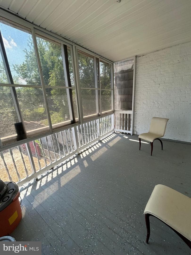 2811 W Lafayette Avenue photo 14